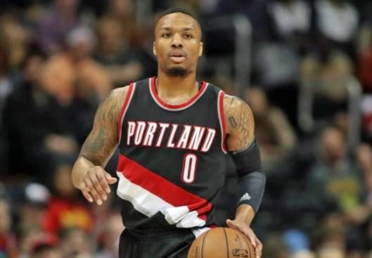 队中度过 队中度过