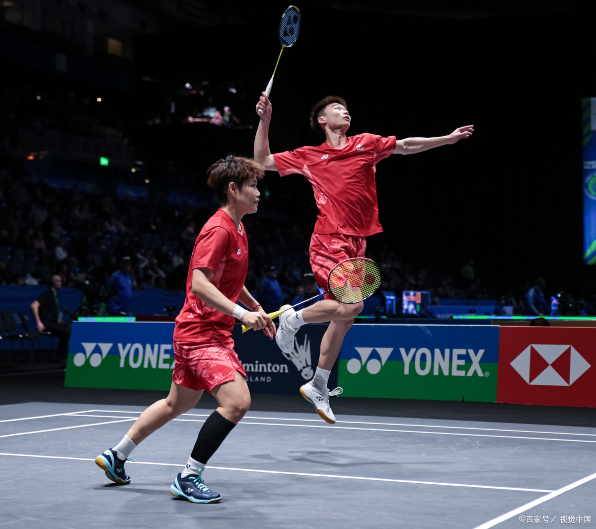 致敬不仅是 致敬不仅是