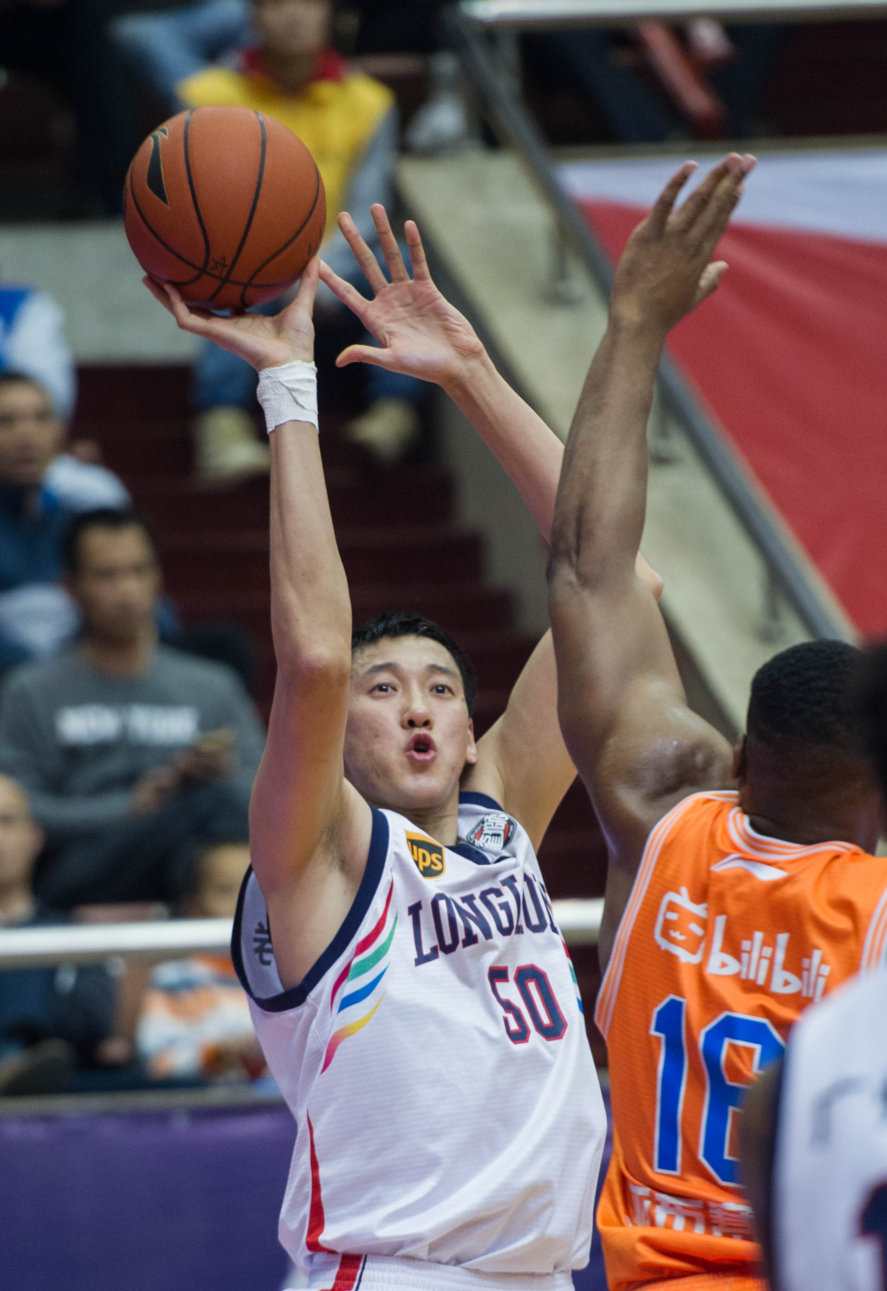 韩国球星李 韩国球星李